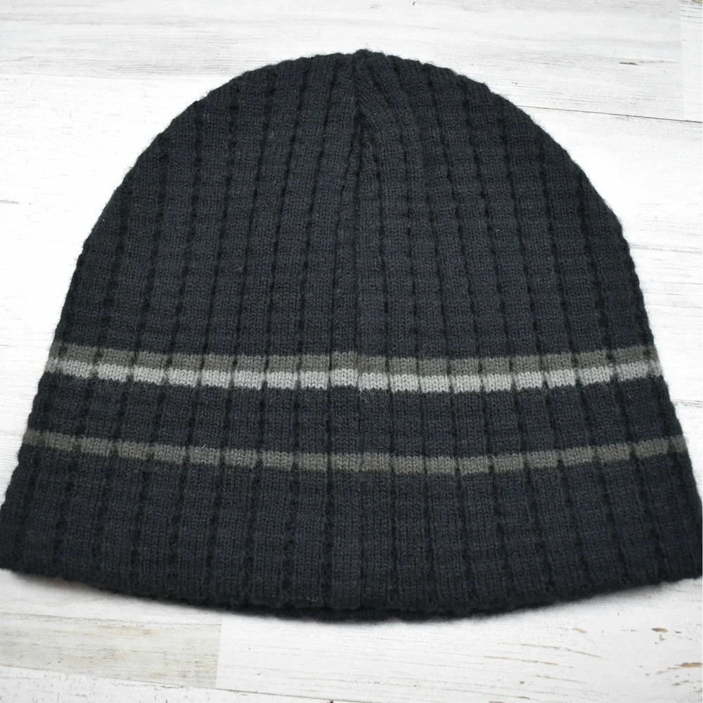 The North Face Skull Cap Beanie Mens Black Gray Striped Ribbed Knit Gorpcore Y2K